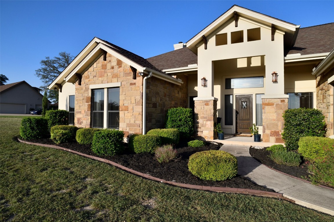 Property Photo:  504 Pheasant Meadow  TX 78642 