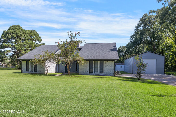 Property Photo: 517 Interlaken Drive LA 70563