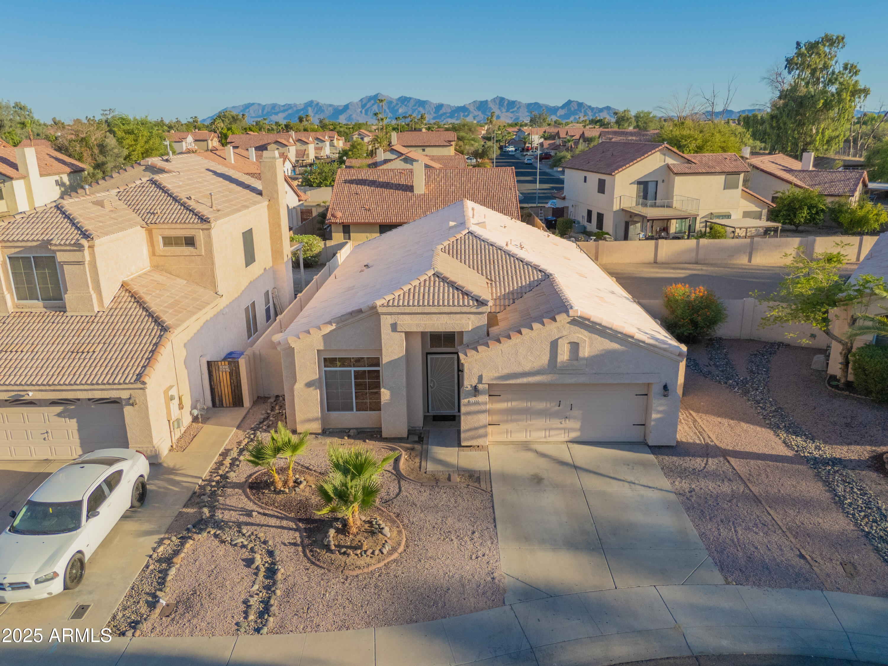 Property Photo: 11533 W Piccadilly Road AZ 85392