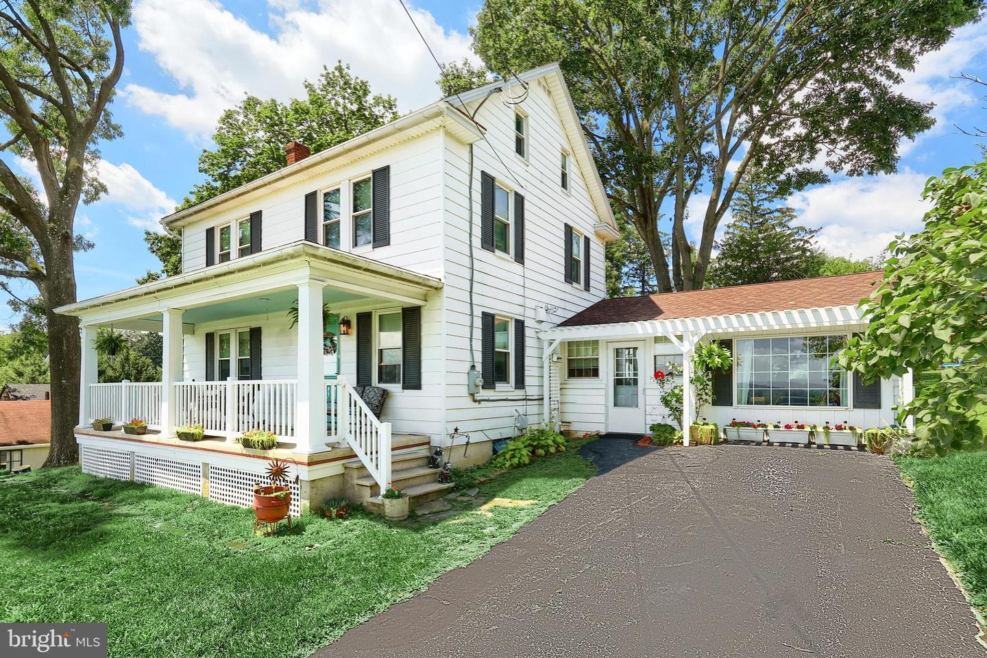 Property Photo:  2005 Mount Zion Road  PA 17406 