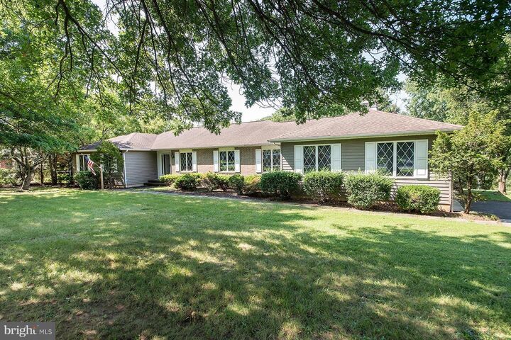 26 Georgetown Road  Bordentown NJ 08505 photo