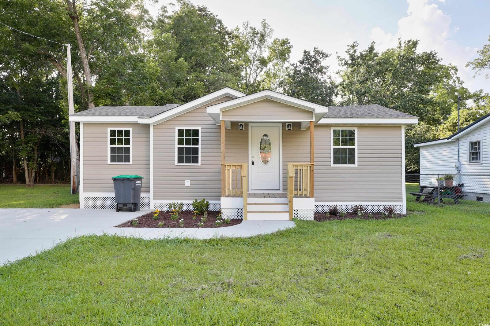 Property Photo: 5001 Lewis St. SC 29569