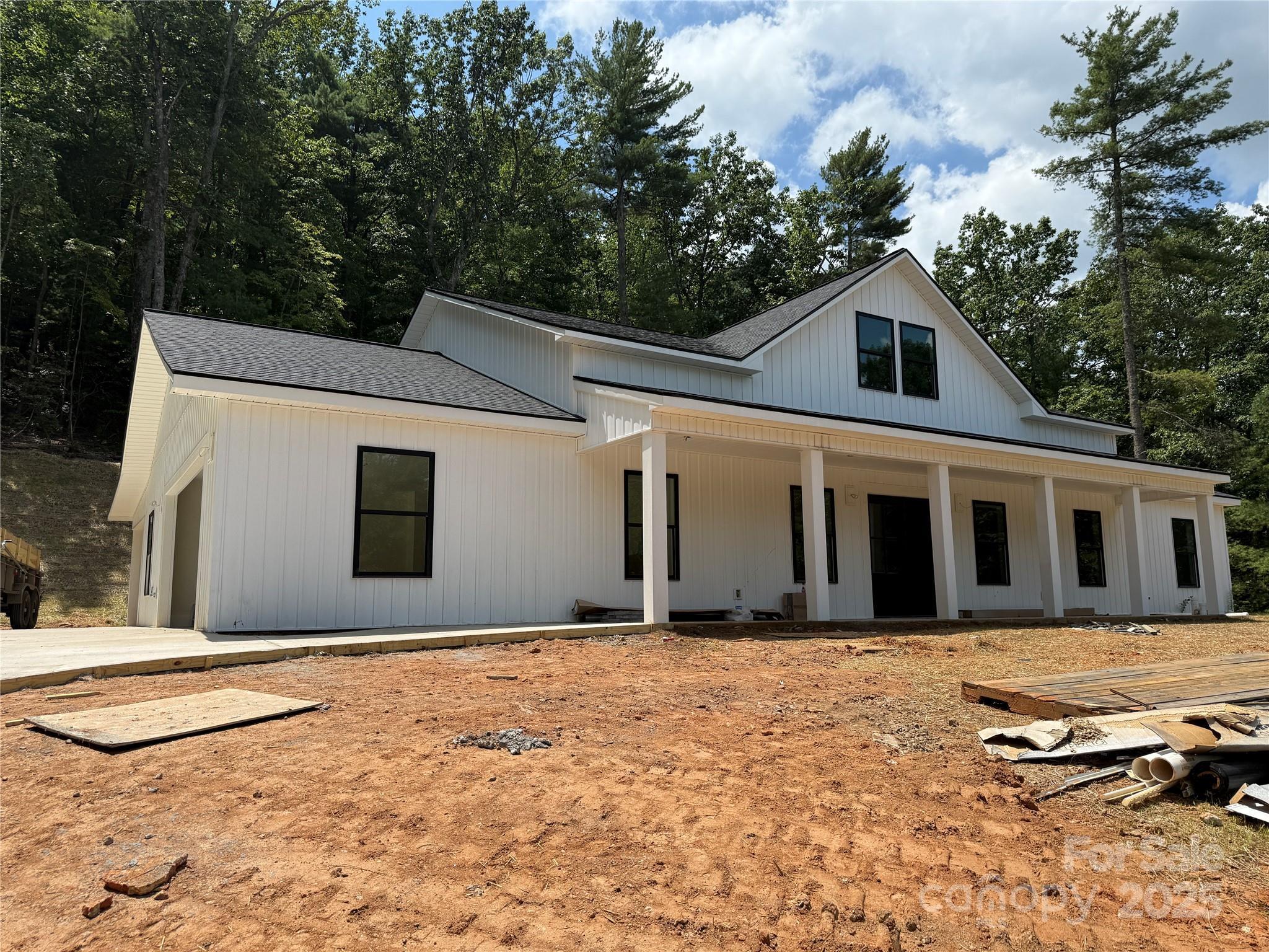 Property Photo:  1721 Songbird Court SE  NC 28645 