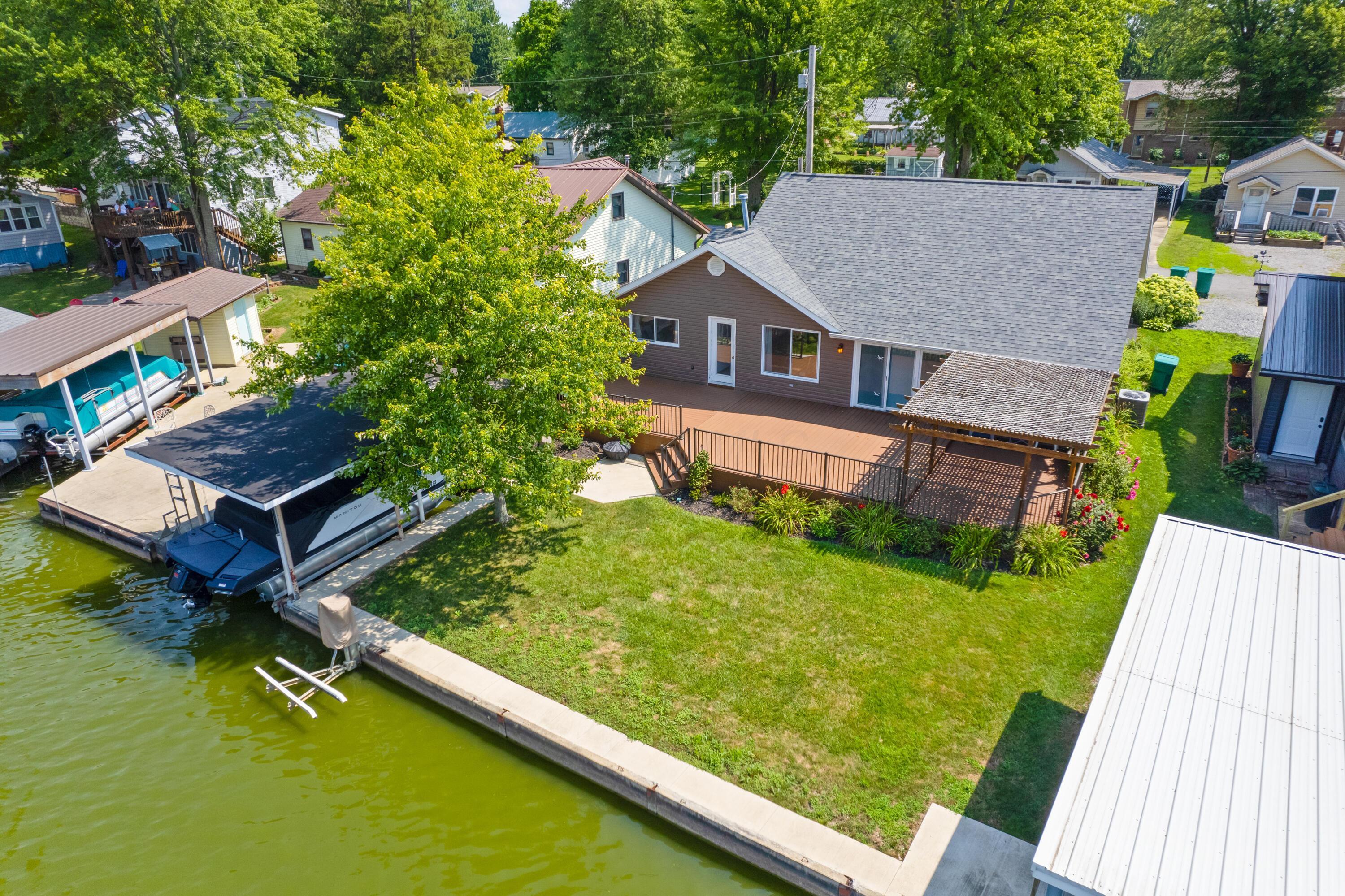 Property Photo: 11197 Elm Street OH 43331