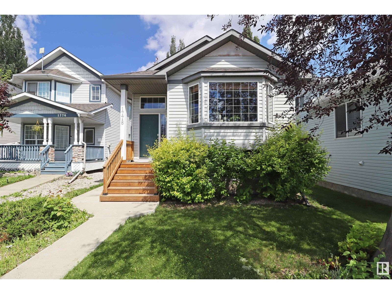 Property Photo:  1778 Turvey Bn NW  AB T6R 2W6 