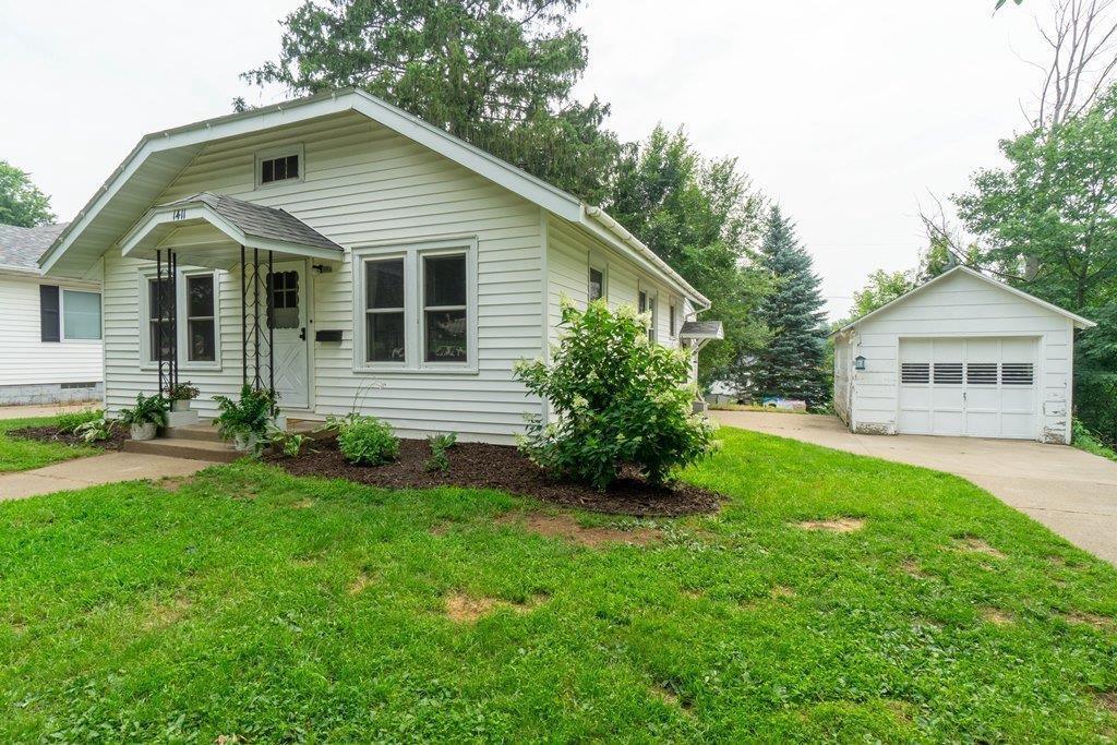 Property Photo:  1411 North 1st Avenue  WI 54401 