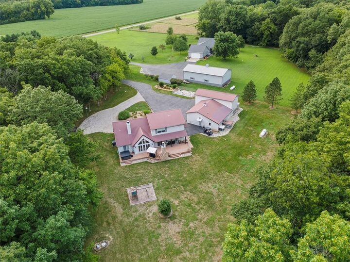 Property Photo: 1682 N 2175 East Road IL 62534