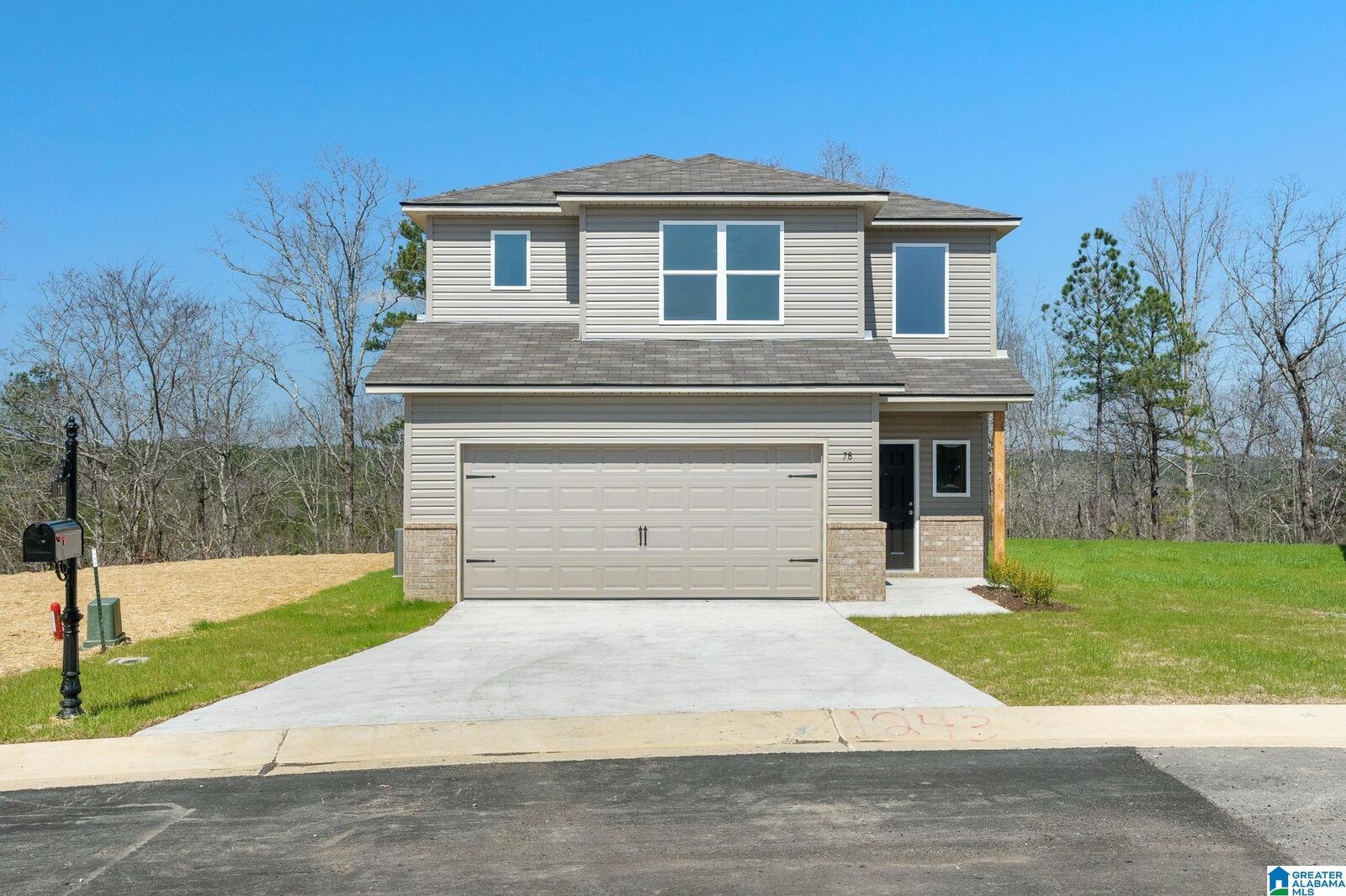 Property Photo:  20 Skyline Loop  AL 36260 
