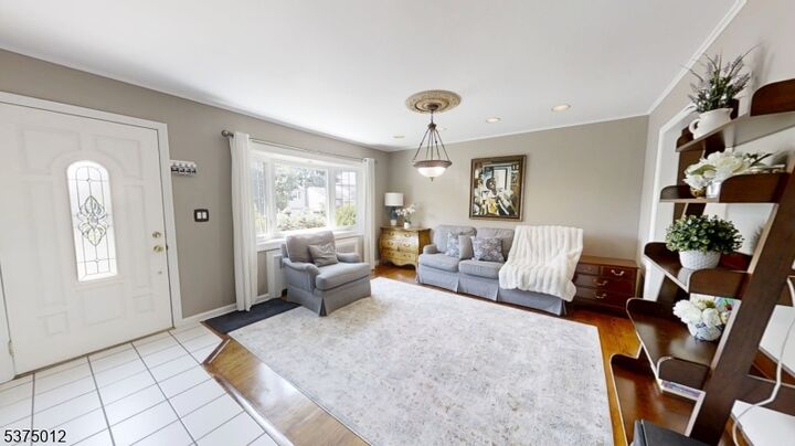 Property Photo:  827 Savitt Pl  NJ 07083 