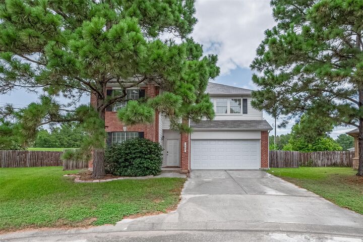 Property Photo: 903 Pinecreek Point Court TX 77373