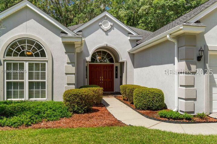 Property Photo: 11 Eagle Pointe Circle SC 29909