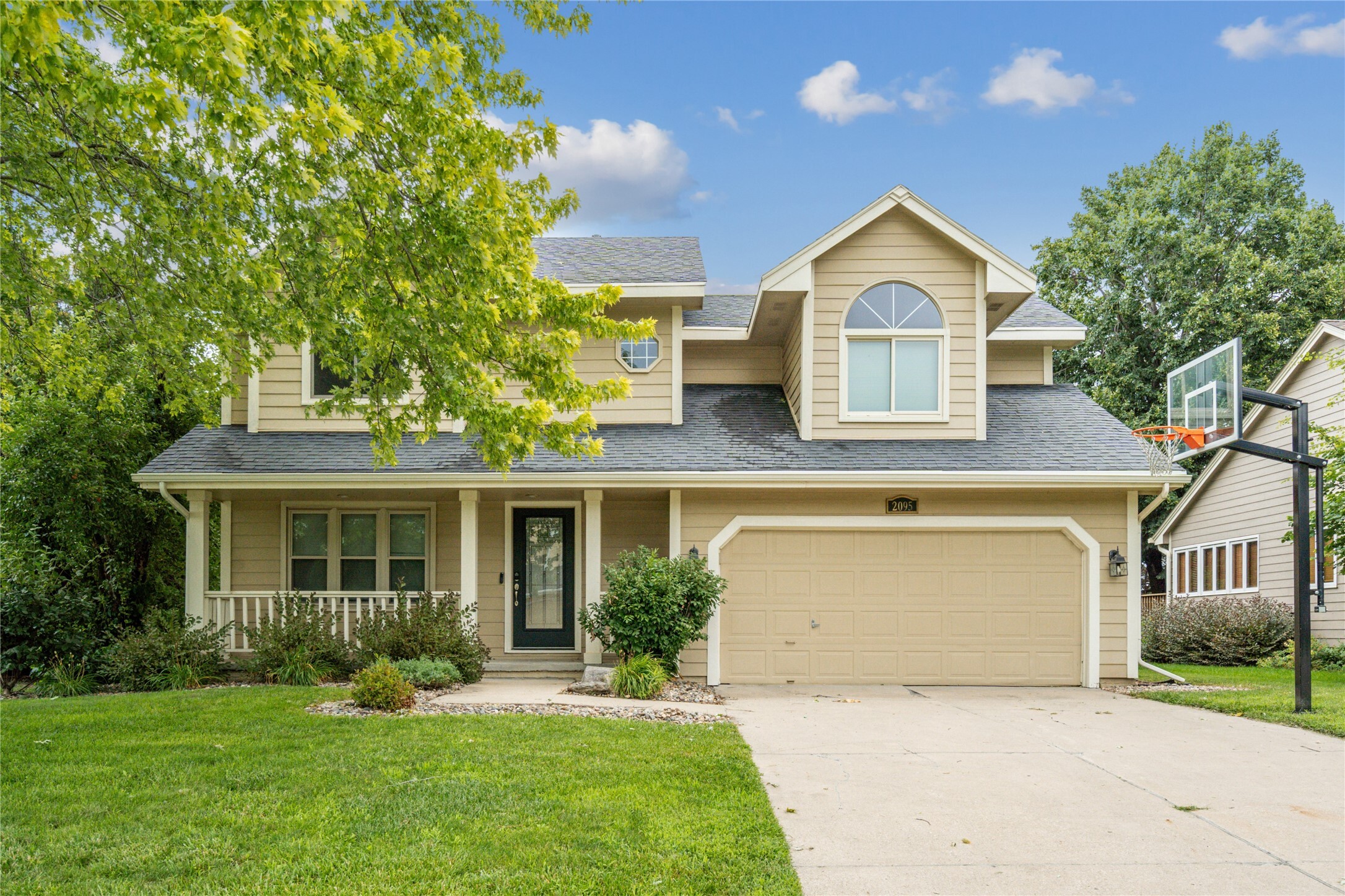 2095 NW 144th Street  Clive IA 50325 photo