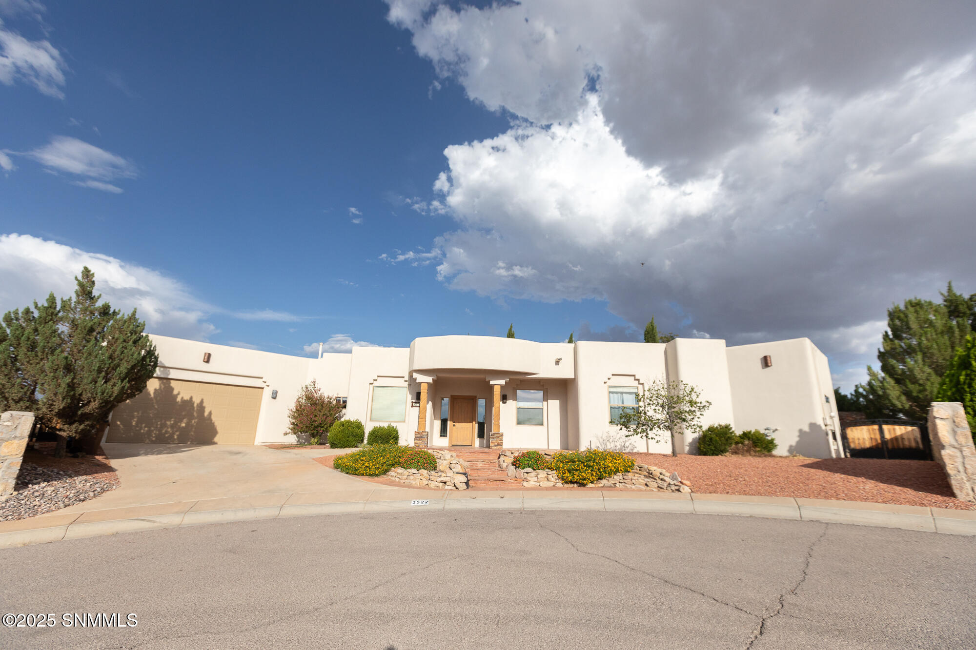 Property Photo: 3522 Omaha Court NM 88005