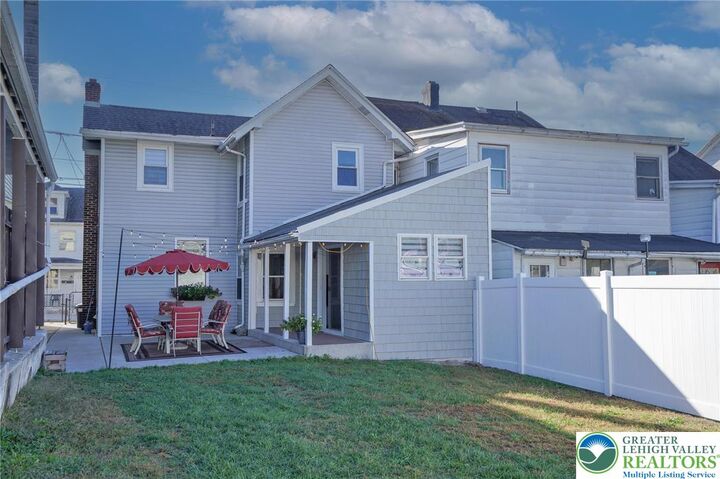 Property Photo: 417 E Union Street PA 18252
