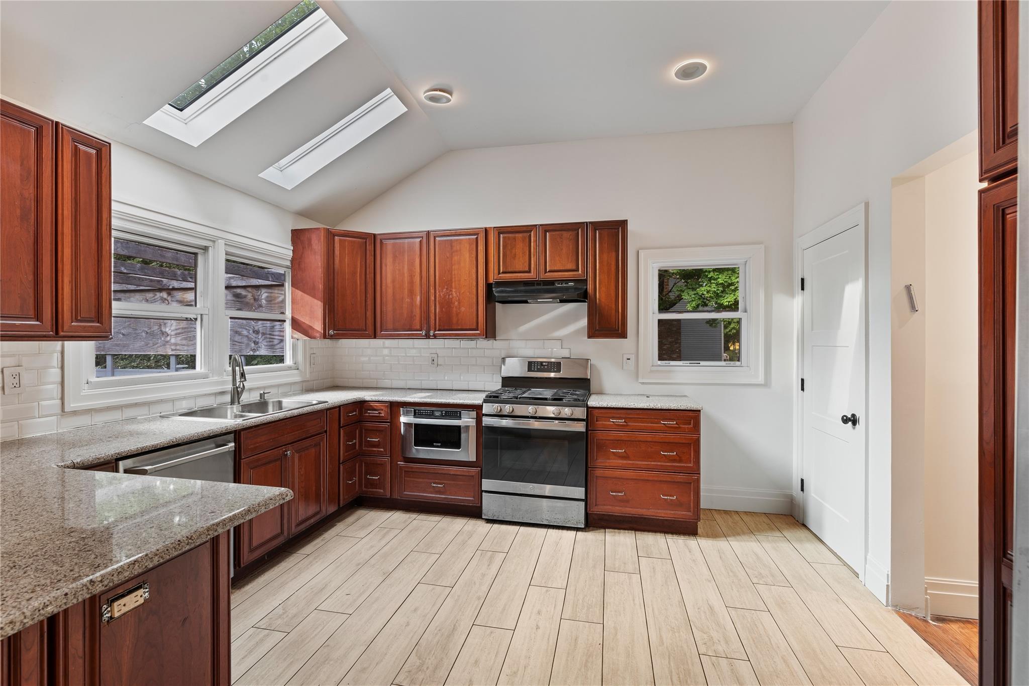 Property Photo:  11 Brookview Boulevard  NY 10977 