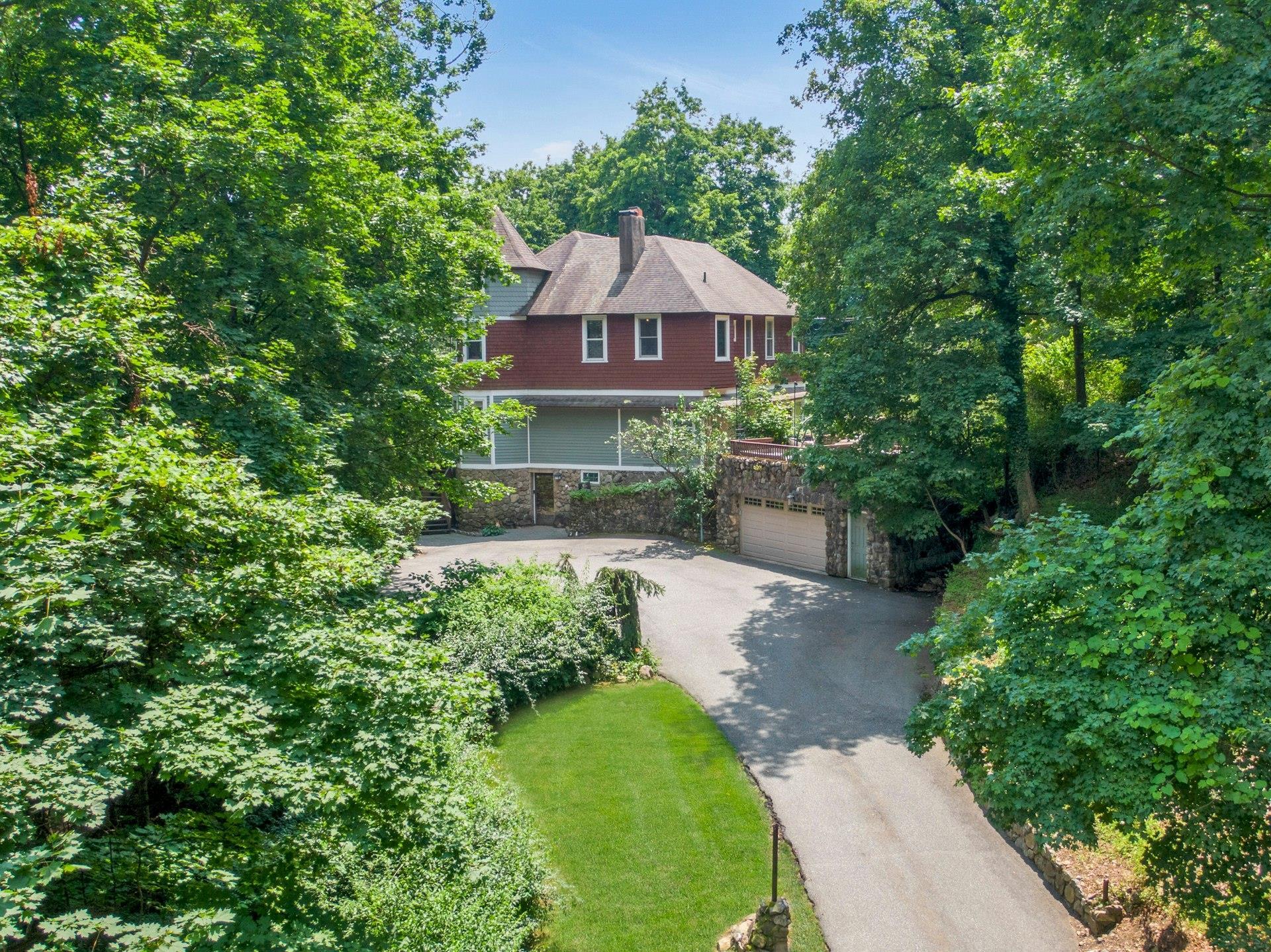 65 Rockledge Drive  Suffern NY 10901 photo