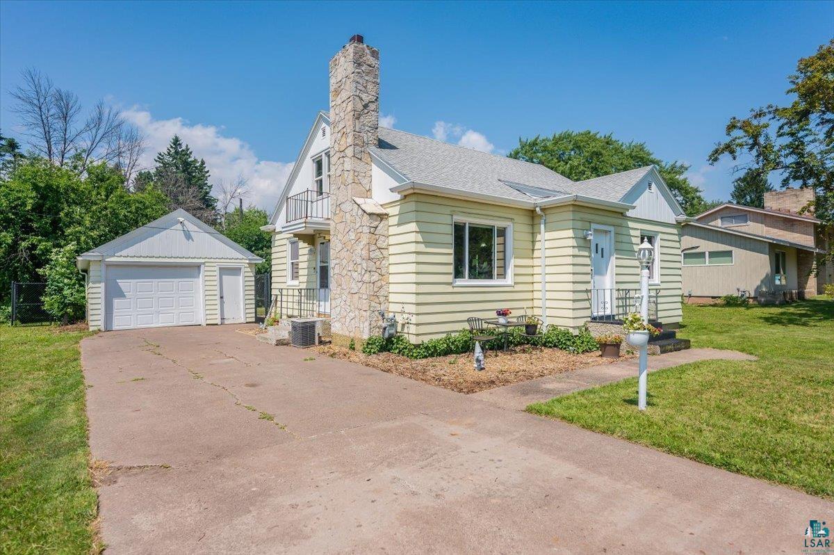Property Photo:  19 Royalton Rd  WI 54880 