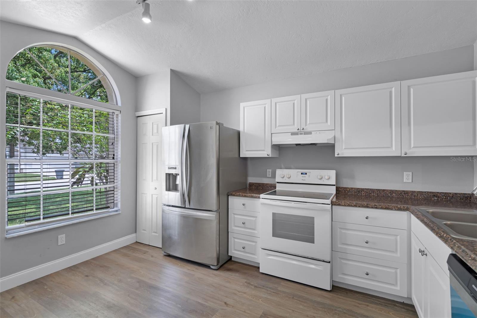 Property Photo:  853 Heather Glen Circle  FL 32746 