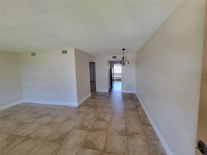 Property Photo: 10032 65th Avenue N 19 FL 33708