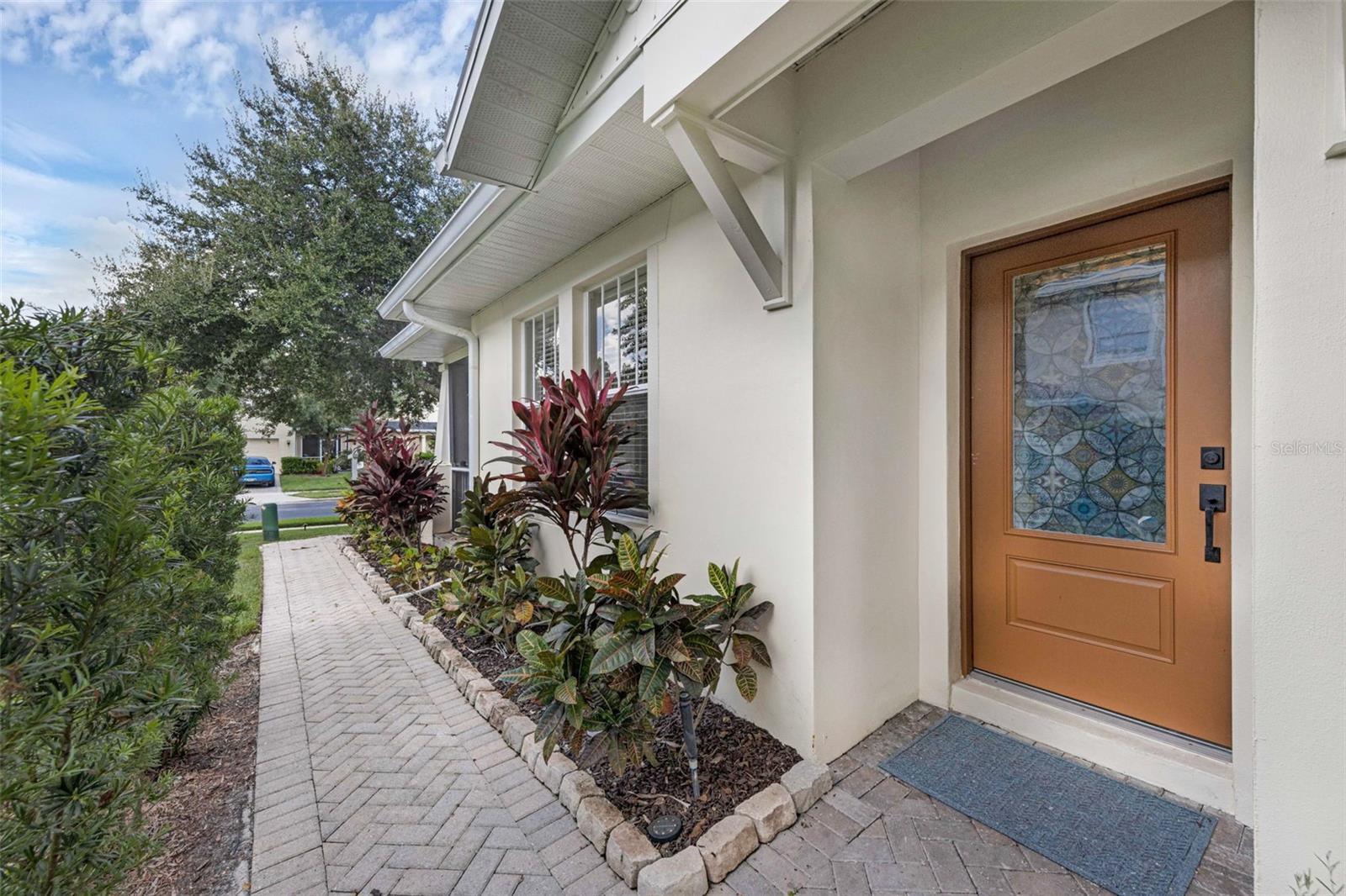 Property Photo: 9823 Tivoli Villa Drive FL 32829