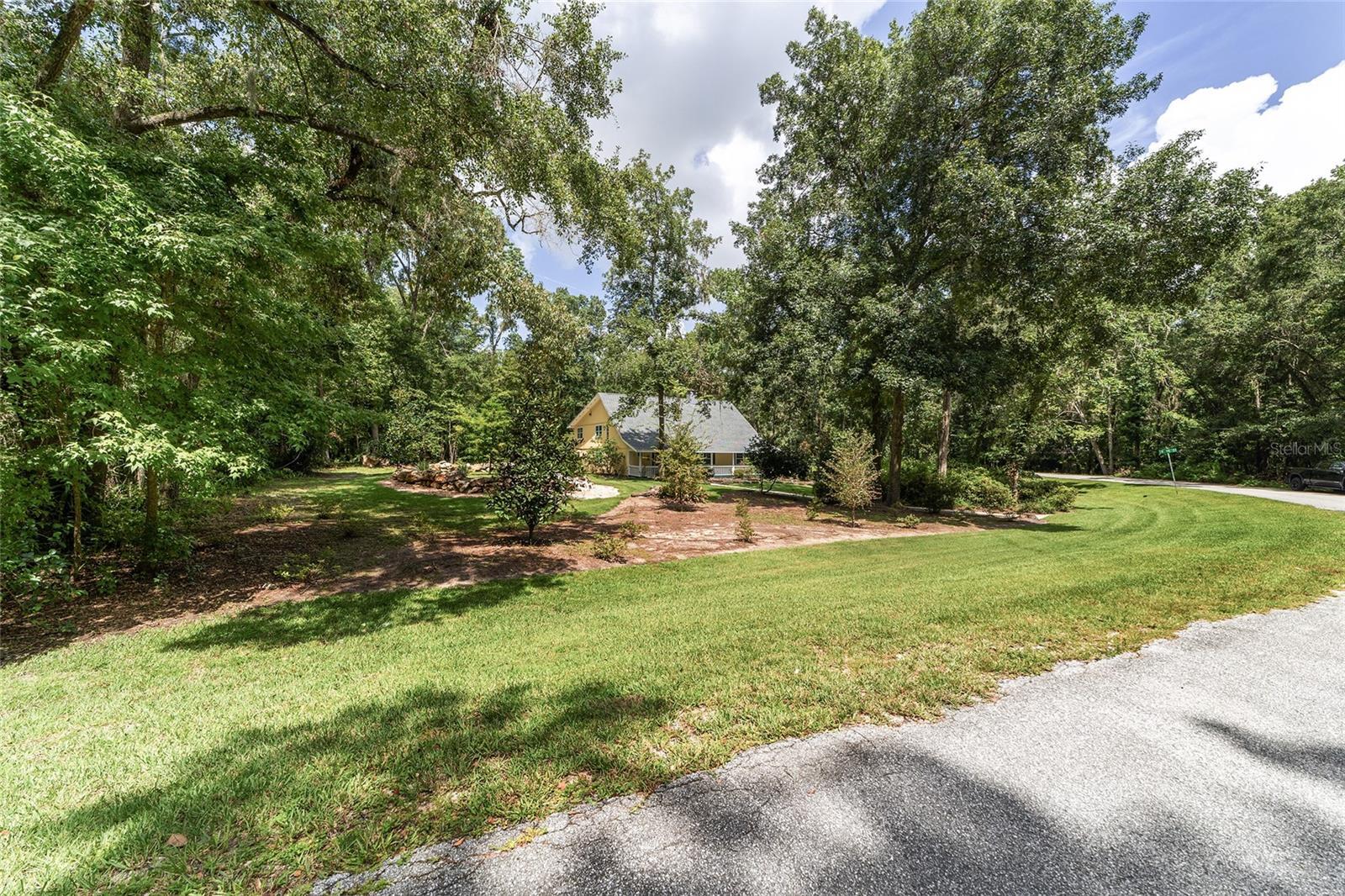 Property Photo:  928 SW 98th Street  FL 32607 