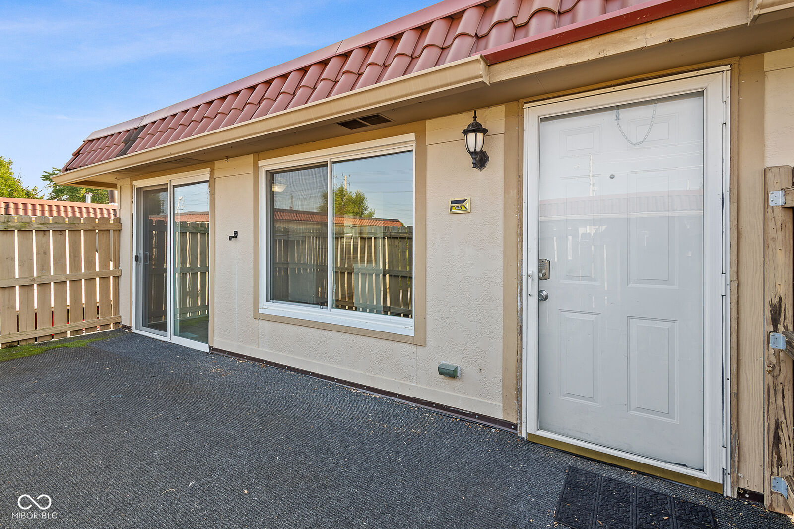 Property Photo: 2808 Del Prado Drive IN 46227