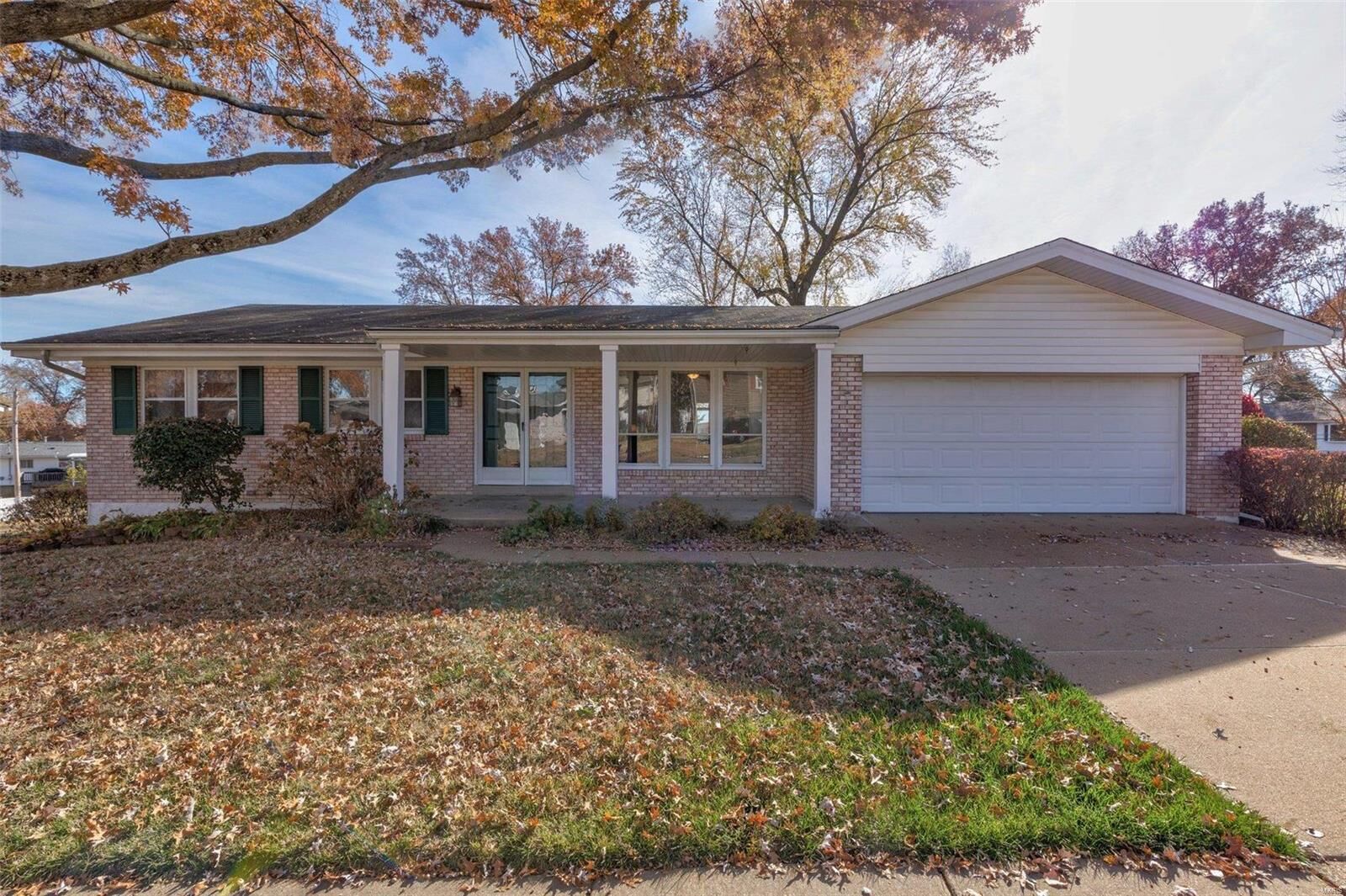 Property Photo: 10248 Alpena Drive MO 63126