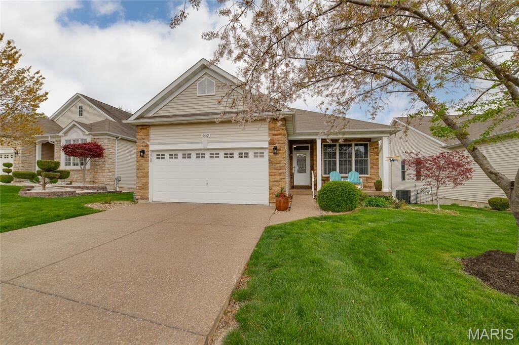 Property Photo: 642 Falconcrest Drive MO 63367