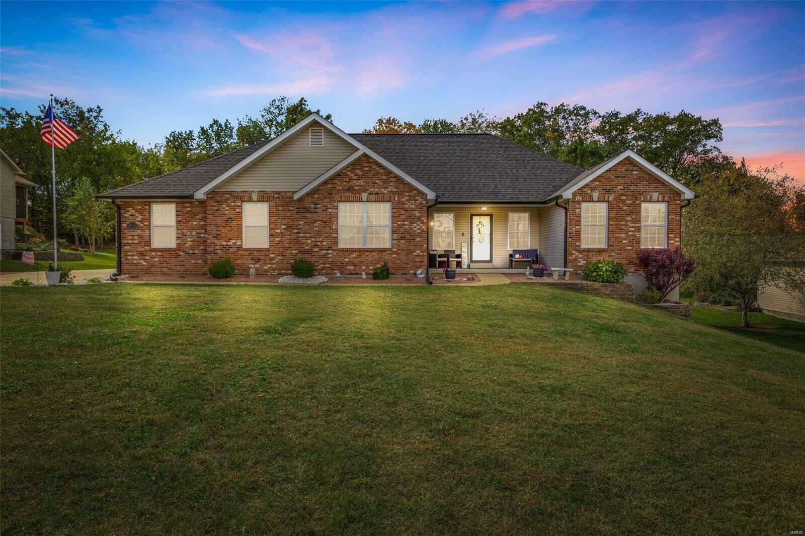 Property Photo: 9731 Round Table Court MO 63050