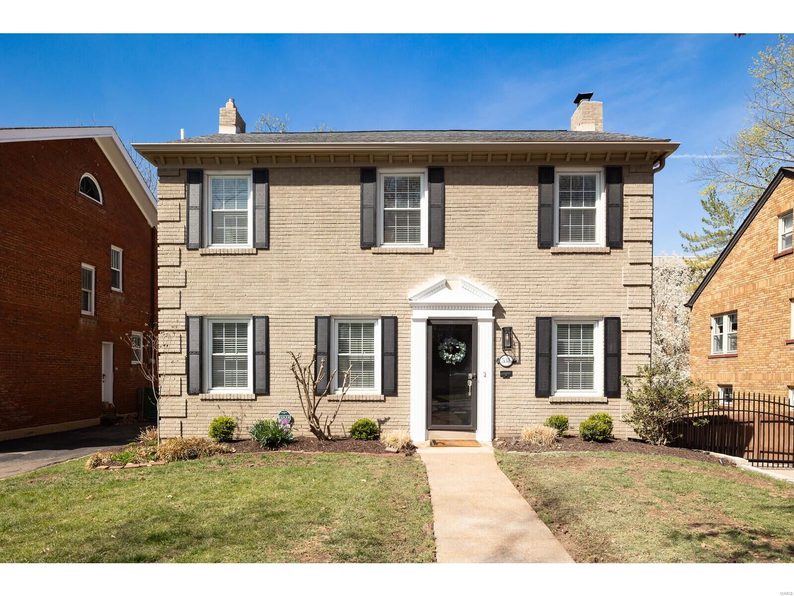 Property Photo: 531 N Central Avenue MO 63130