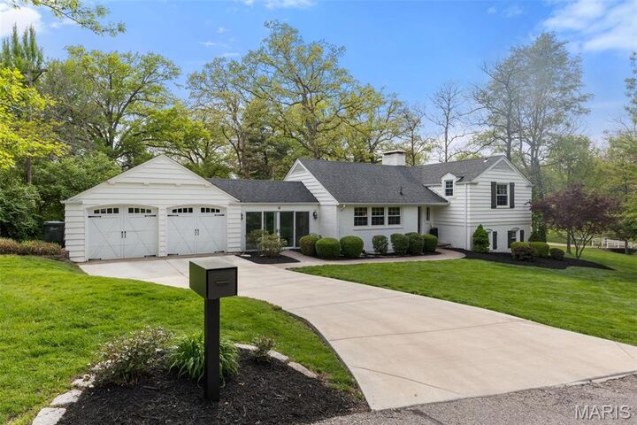 41 Frederick Lane  Glendale MO 63122 photo