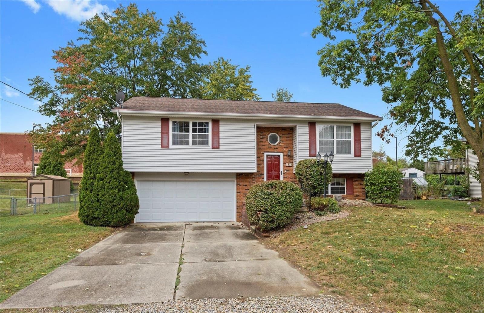 Property Photo: 112 James Drive IL 62294