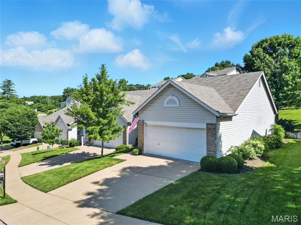 Property Photo:  3279 Country Hollow Drive  MO 63129 