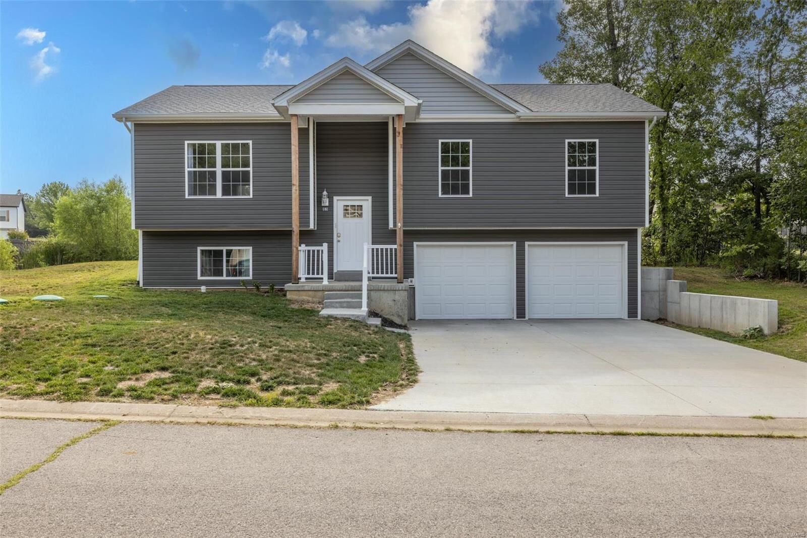 Property Photo:  171 Village Circle Drive  MO 63389