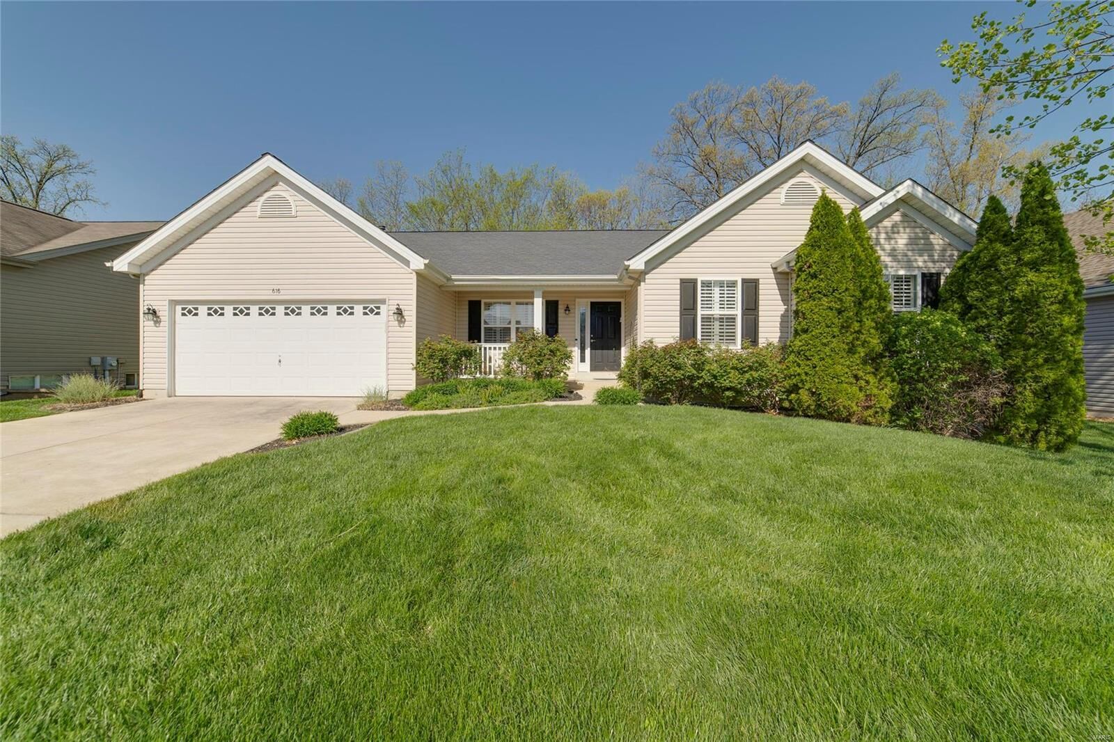 Property Photo: 616 Autumnwood Forest Drive MO 63367