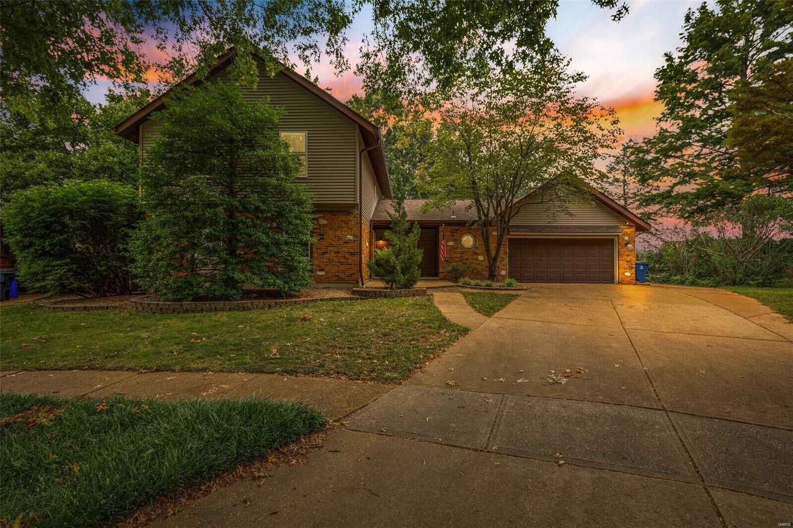 Property Photo: 2707 Cree Court MO 63129