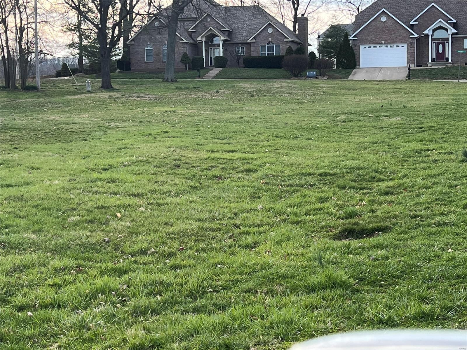 Property Photo: 8 Pinehurst Dr MO 63640
