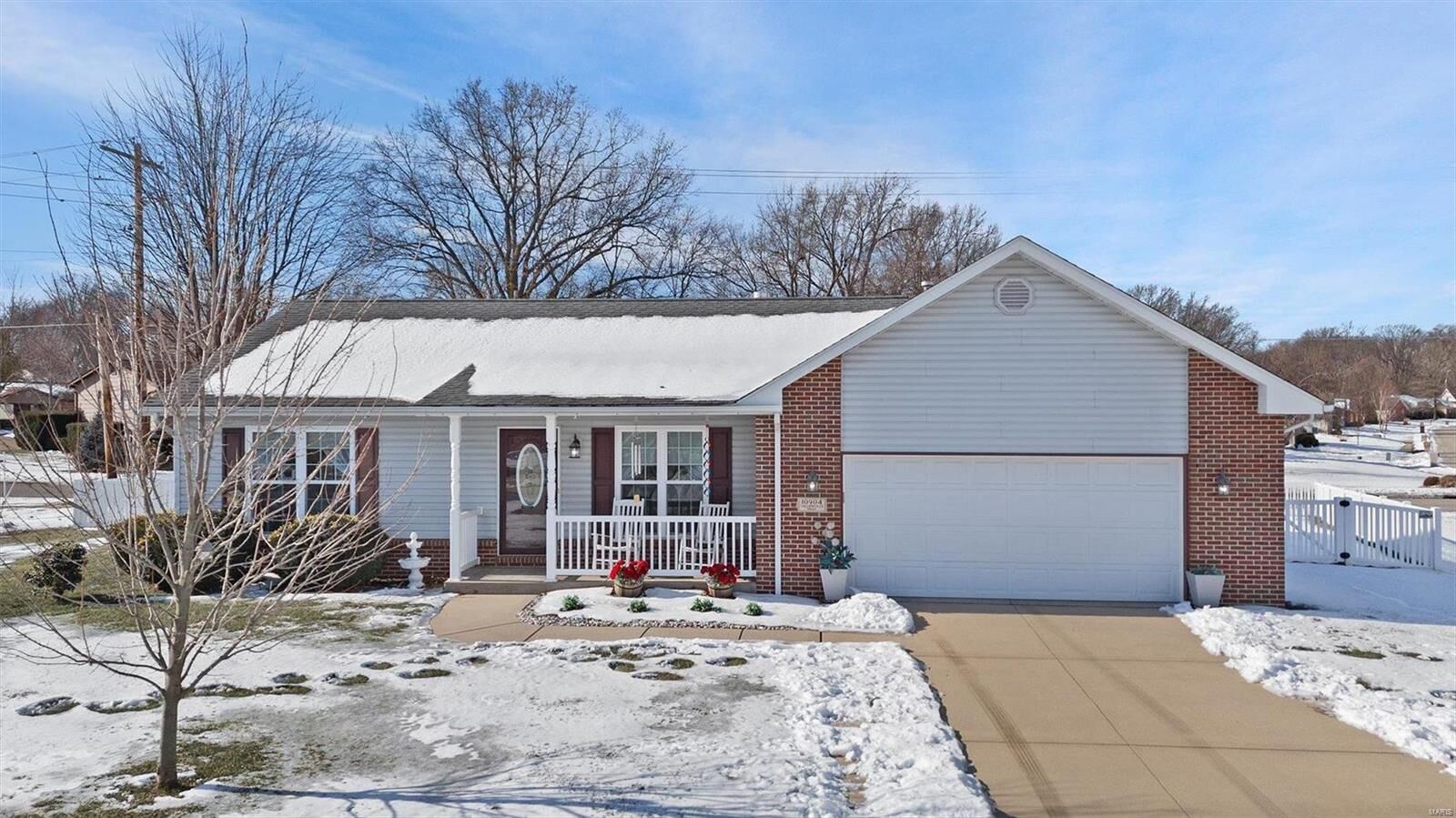 Property Photo: 10904 Fallowfield Drive IL 62254