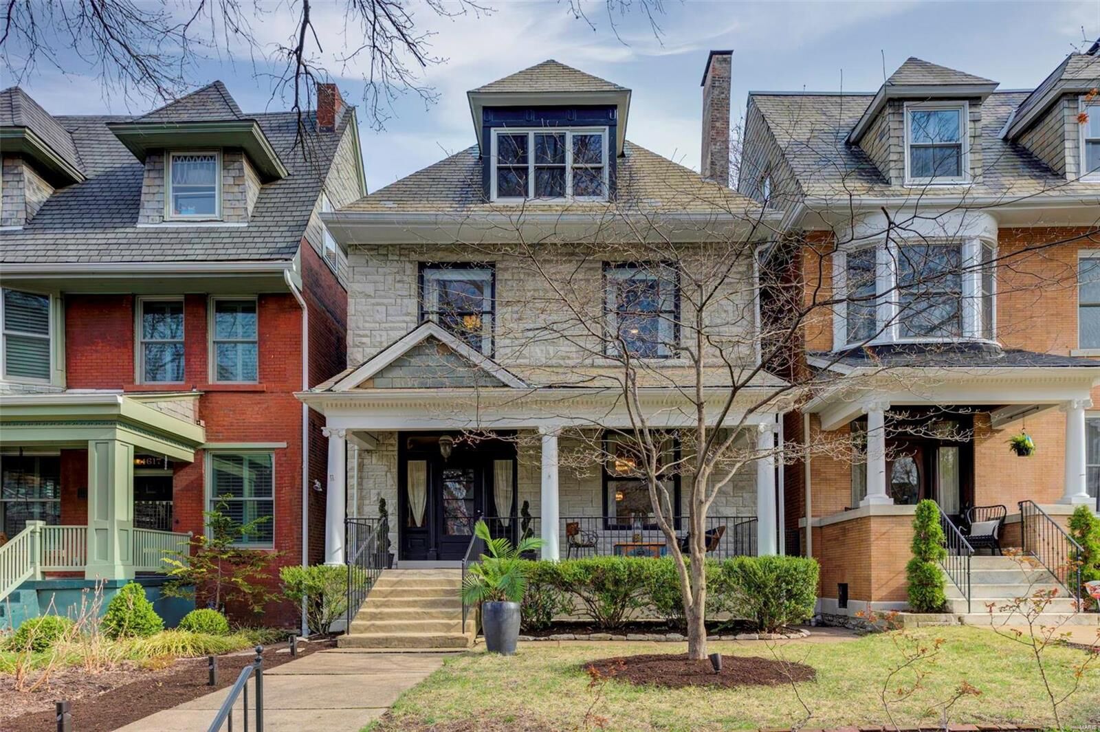 Property Photo: 4615 Maryland Avenue MO 63108