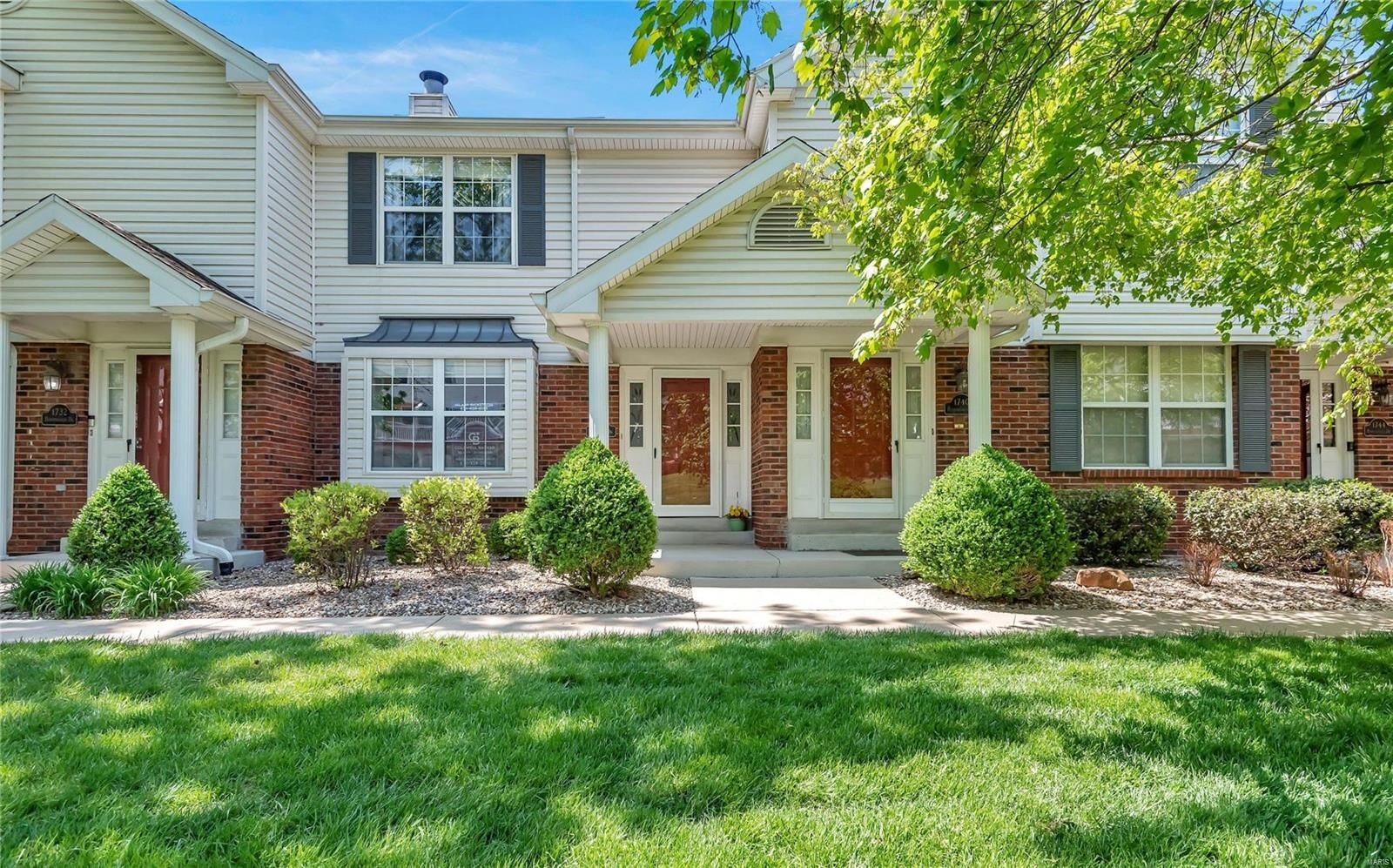 Property Photo:  1736 Honeysuckle Drive  MO 63303 