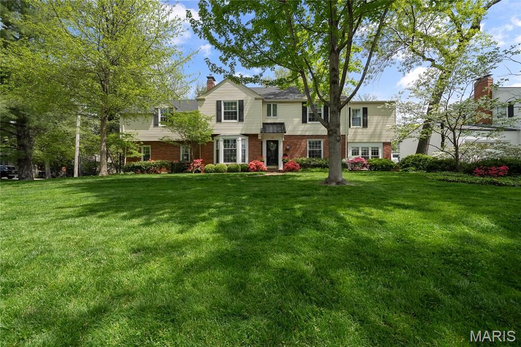 Property Photo: 133 Webster Woods Drive MO 63119