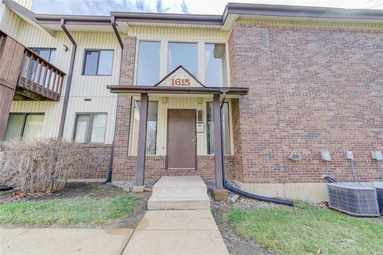 Property Photo: 1615 Willow Wren Court 108 MO 63033