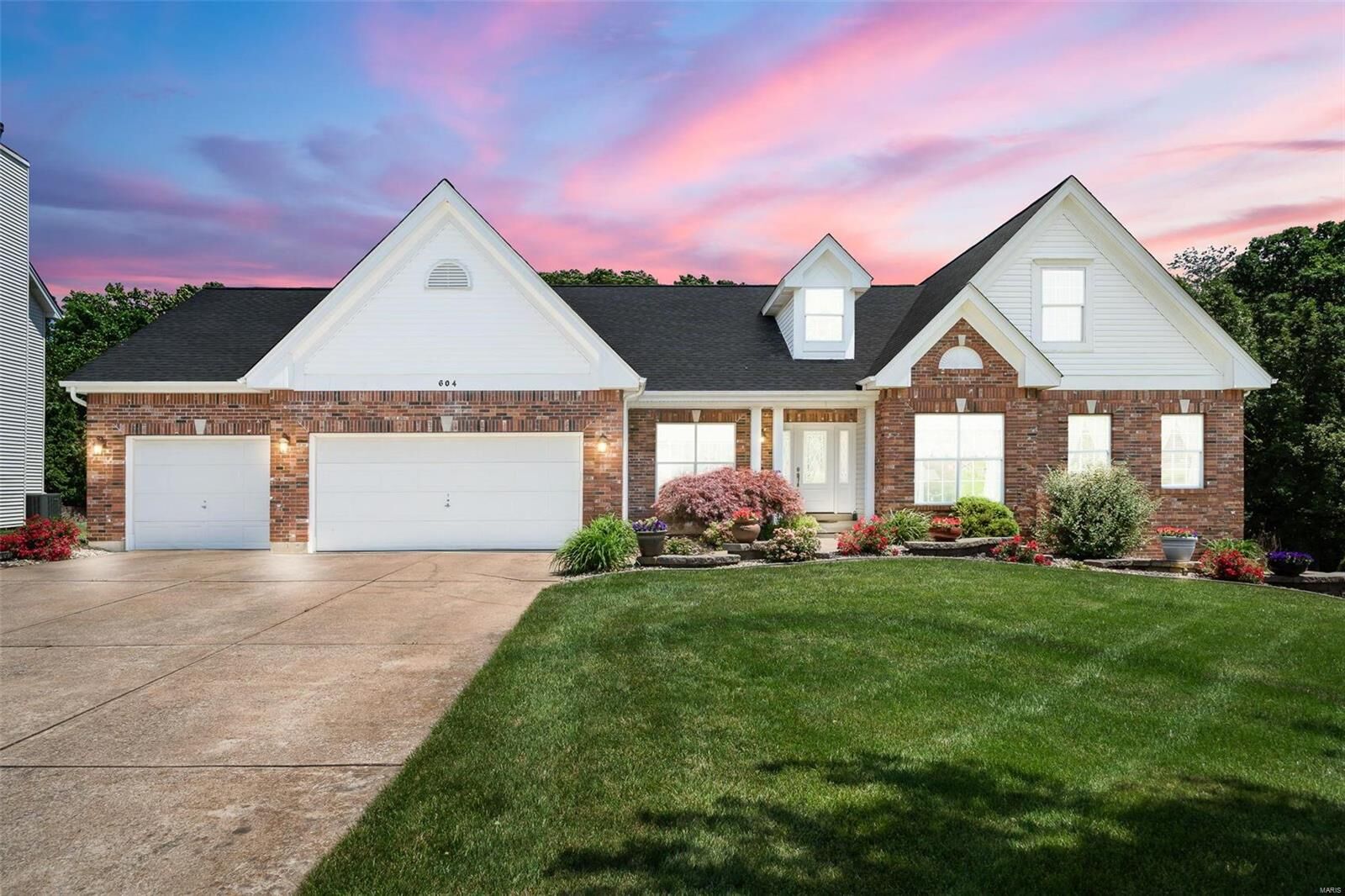 Property Photo:  604 Royal Pine Court  MO 63367 