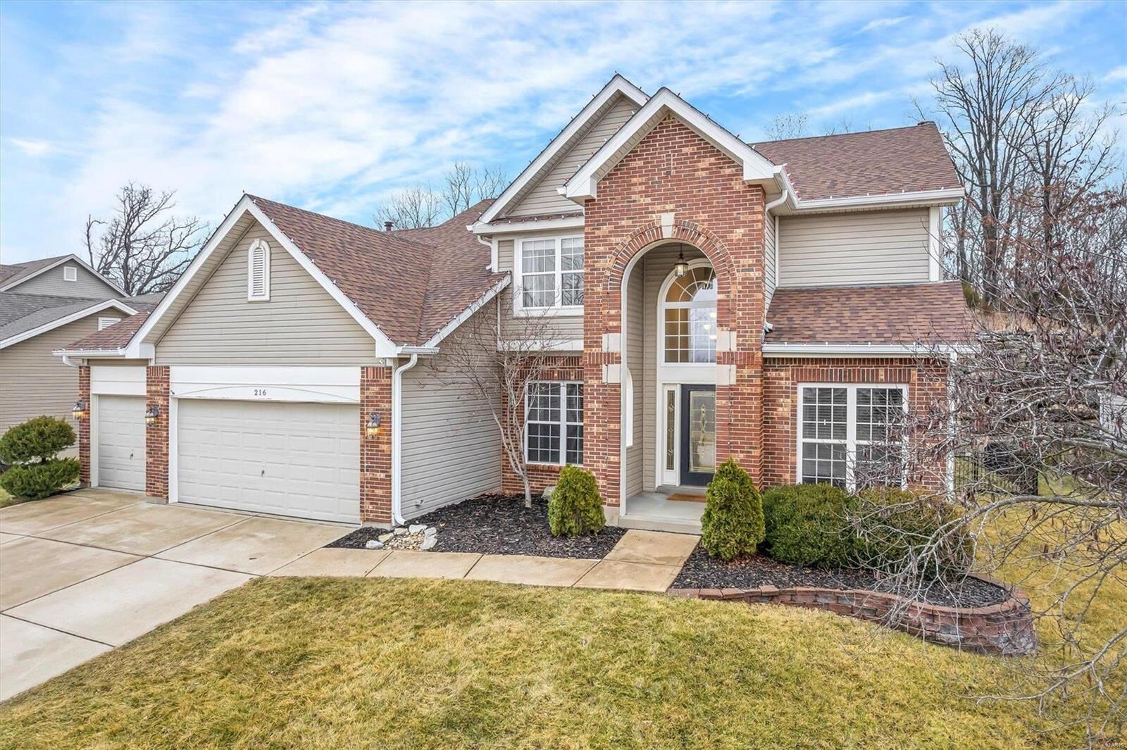 Property Photo: 216 Palisades Ridge Court MO 63025