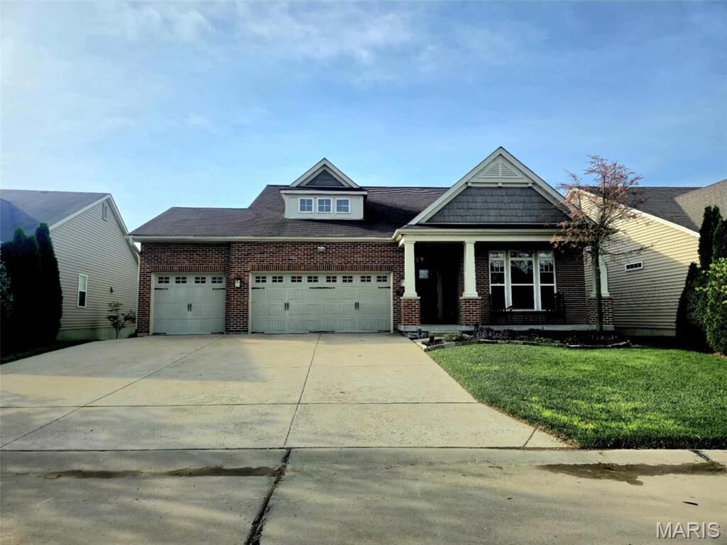 Property Photo:  128 Vistalago Place  MO 63376 