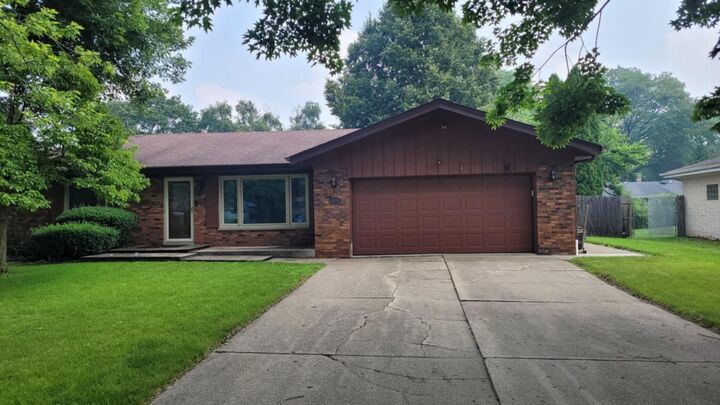 Property Photo: 3331 Green Meadows Ln WI 53405