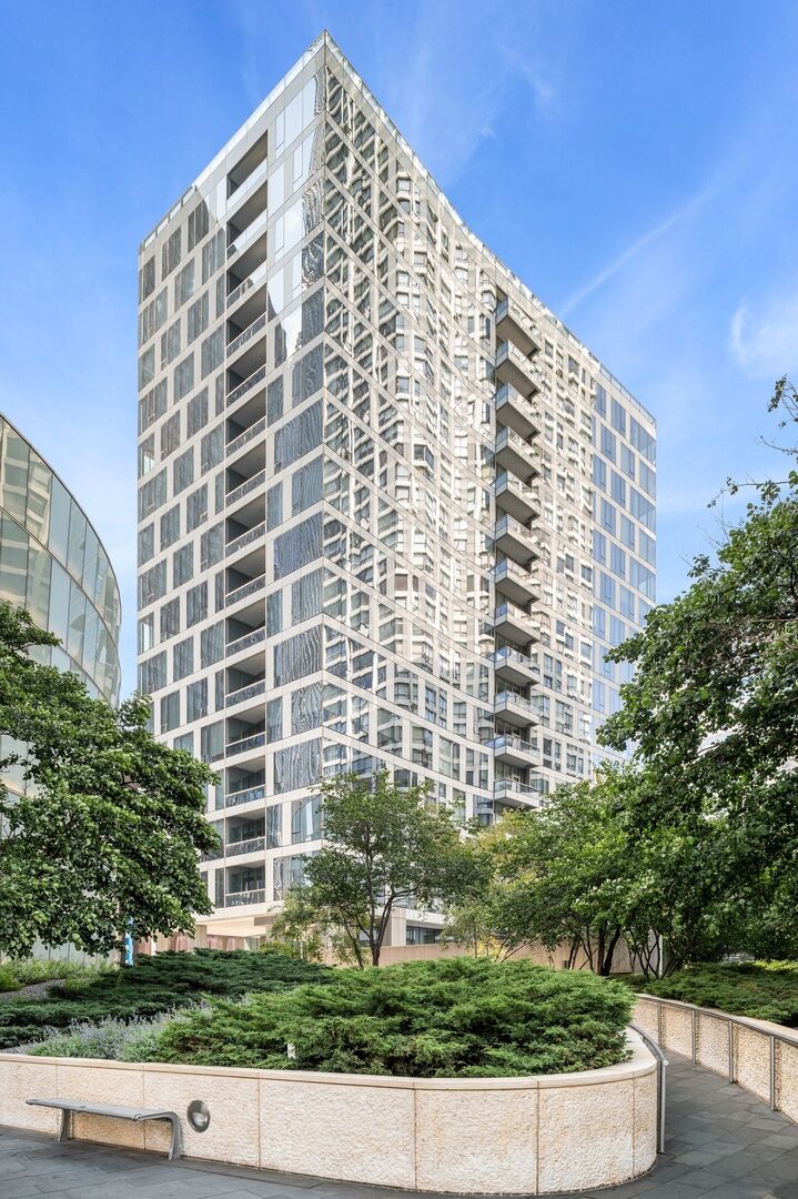 Property Photo:  403 N Wabash Avenue 8A  IL 60611