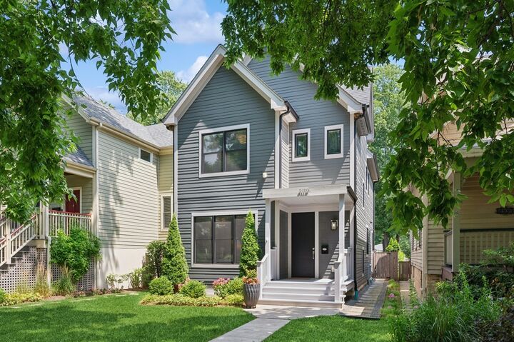 2119 Pioneer Road  Evanston IL 60201 photo