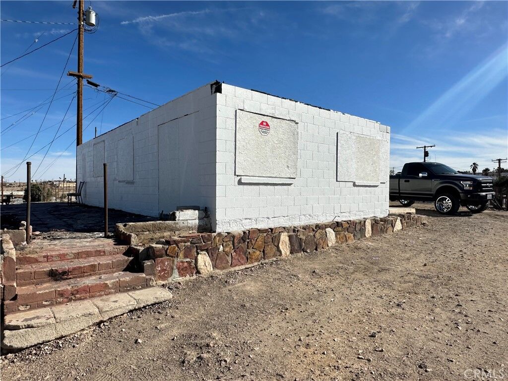 Property Photo:  225 N 3rd Avenue  CA 92311 