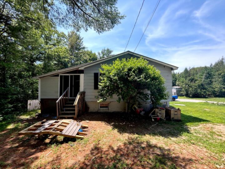 Property Photo: 1283 Main Road ME 04428